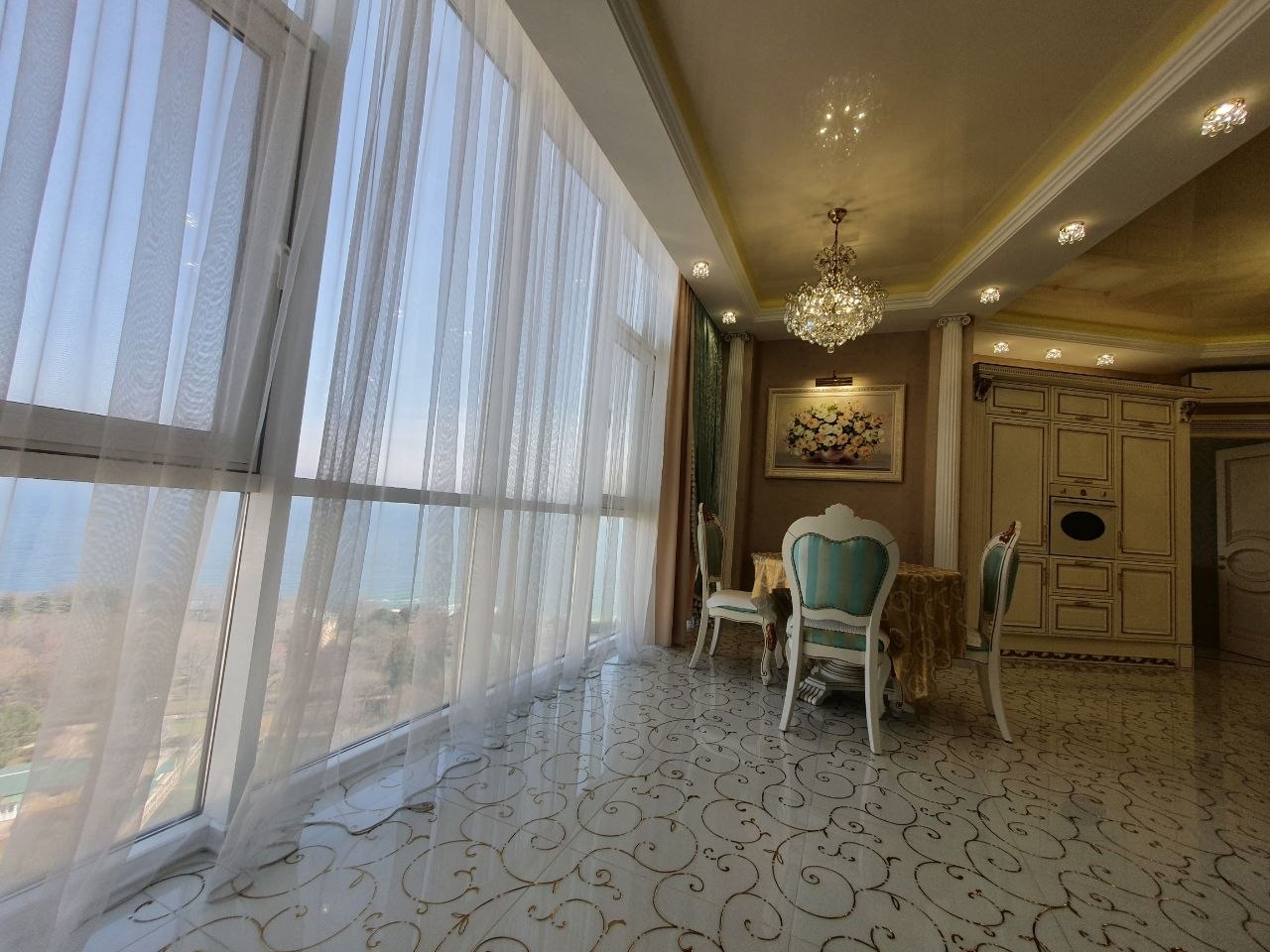 продажа трехкомнатной квартиры номер A-174801 в Приморском районе, фото номер 17